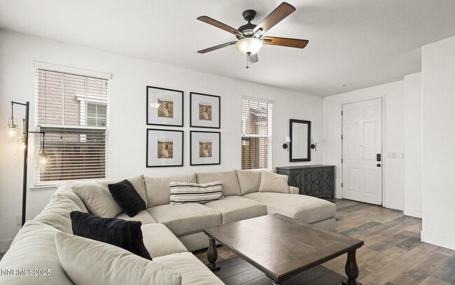 Building Photo - 3890 Dominus Dr