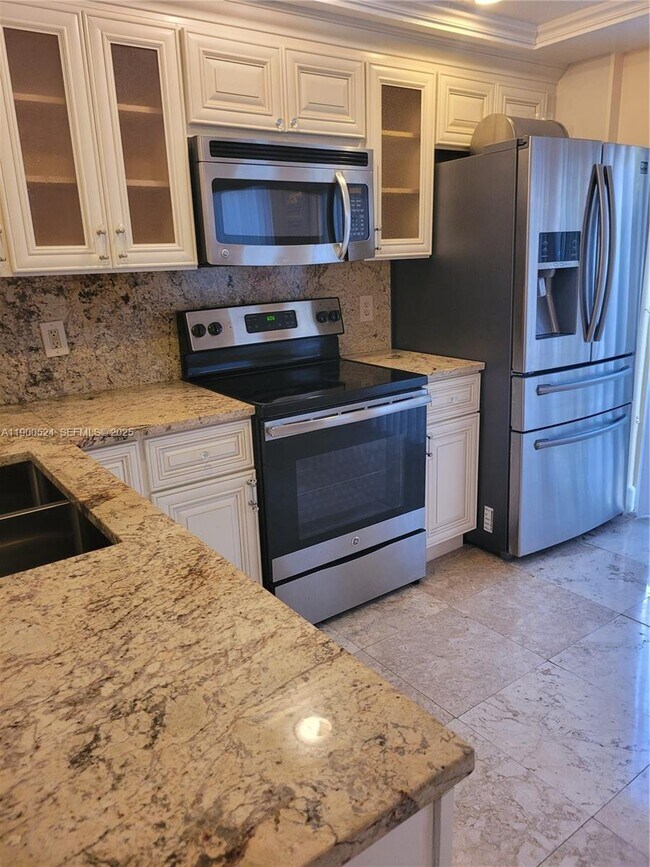 Foto del edificio - 12060 NW 13th St