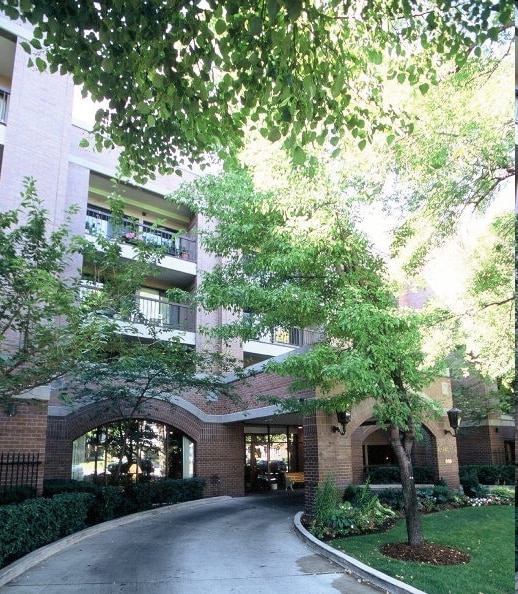 Building Photo - Park Lane Senior Living