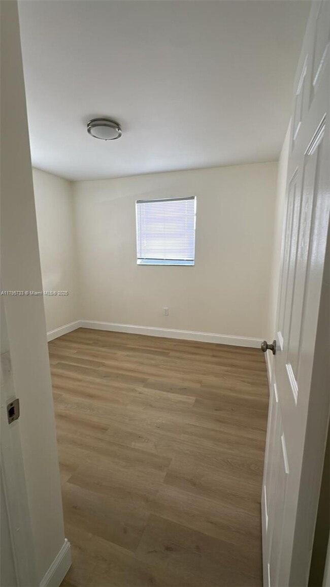 Foto del edificio - 10621 SW 184th St