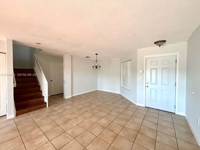 Foto del edificio - 16276 SW 75th St