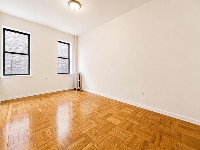Foto del edificio - 1803 Riverside Dr