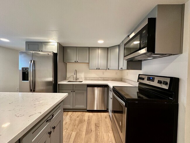 Foto del edificio - 607 N Ruby St