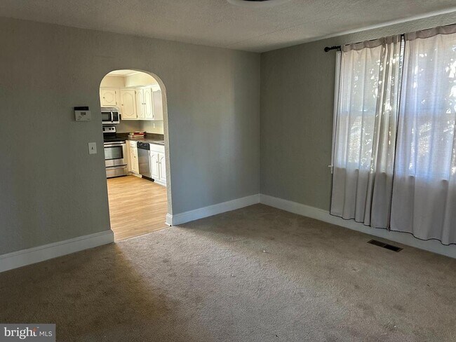 Foto del edificio - 415 Stanford Ct