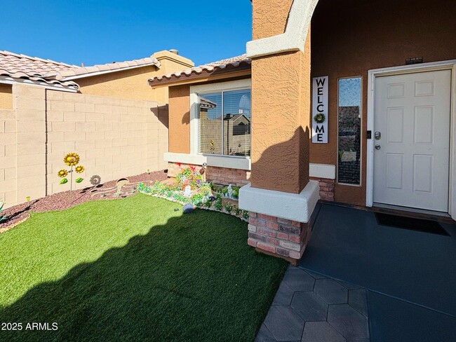 Foto del edificio - 11311 W Lawrence Ln