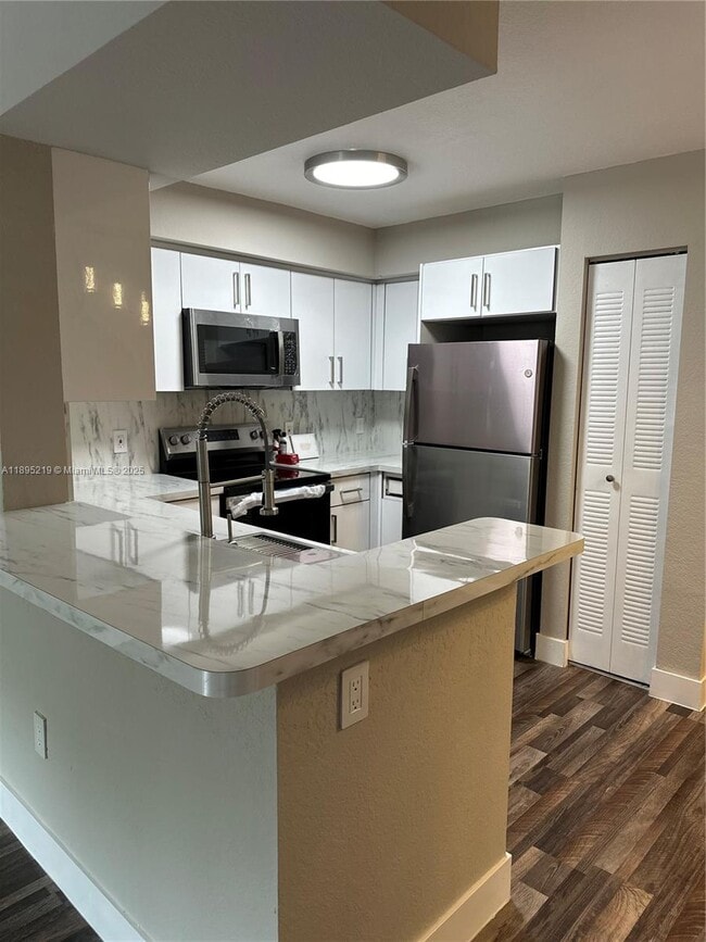 Foto del edificio - 15440 SW 284th St