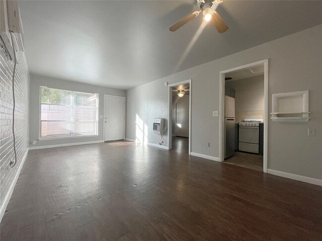 Building Photo - 6601 NW 30th Terrace