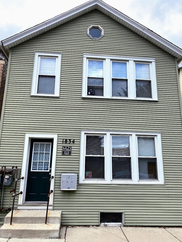 Primary Photo - 1834 S Morgan St