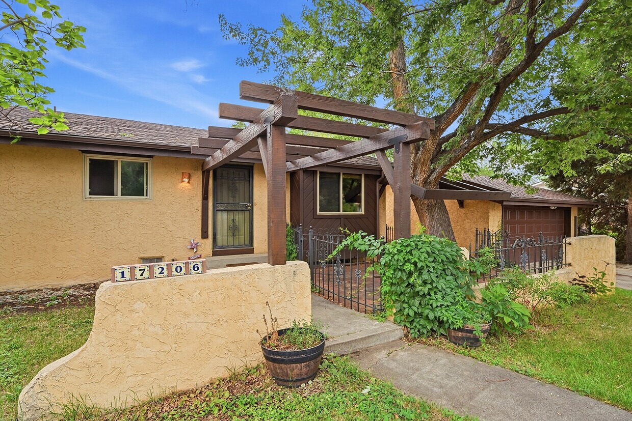 Photo - 17206 W 15th Pl (Golden, CO)