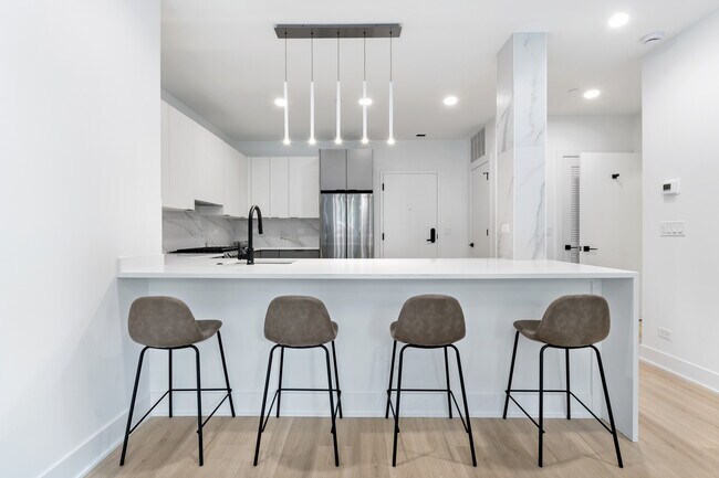 Foto del edificio - 3821 N Ashland Ave