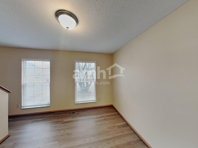 Building Photo - 2245 Yagger Bay Dr