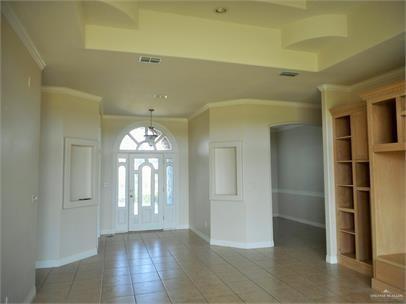 Building Photo - 1715 Solar Dr