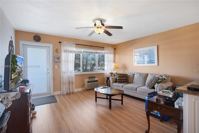 Foto del edificio - 1000 SW 11th Ave