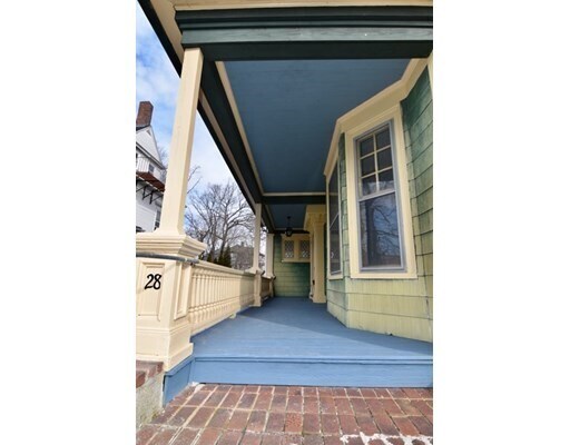 Foto del edificio - 28 Brookledge St