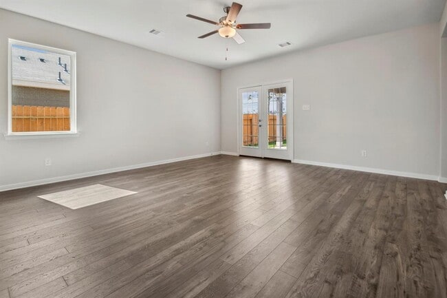 Building Photo - 16430 Blossom Grv Dr