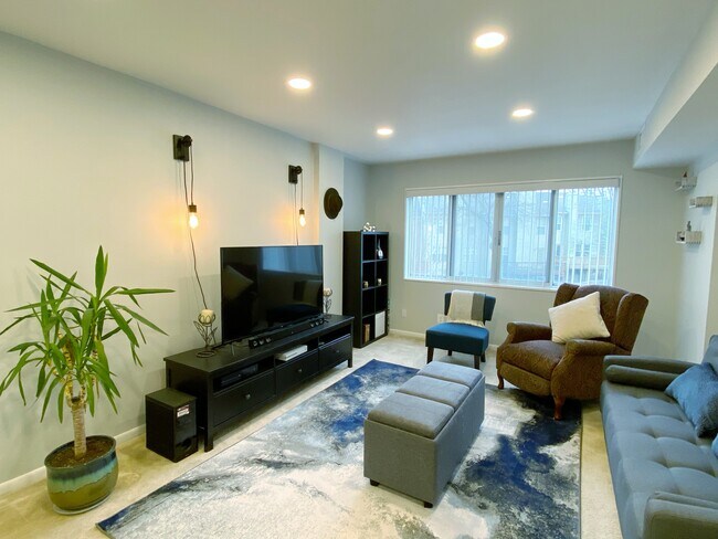 Foto del edificio - 5340 Holmes Run Pky