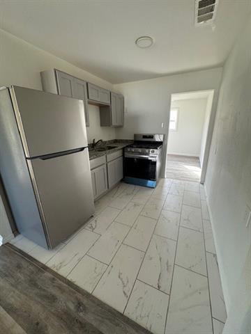 Foto del edificio - 1302 Stone Dr