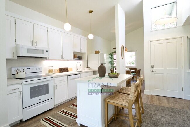 Foto del edificio - 505 Larkspur Plaza Dr