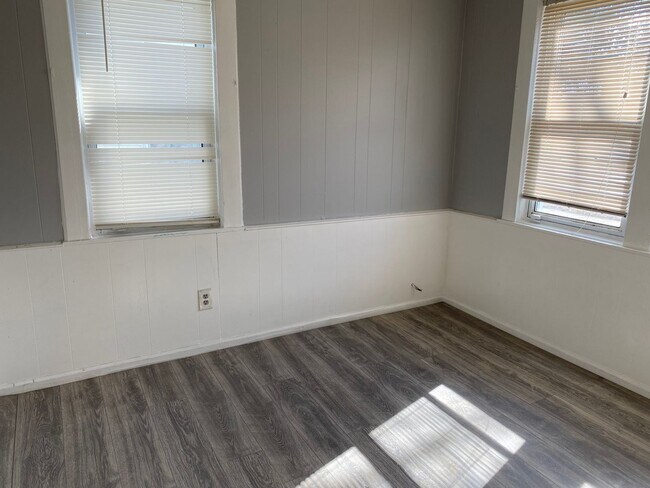 Foto del edificio - CUTE 2 BEDROOM 1 BATH HOME IN FERNDALE $1250