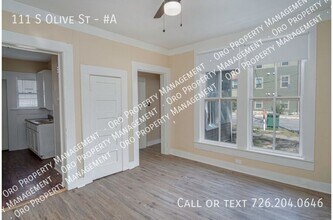 Building Photo - 111 S Olive St