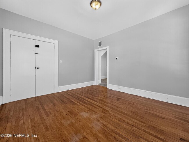Foto del edificio - 2210 Myra St