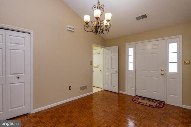 Building Photo - 193 Hawthorne Ct