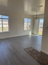 Building Photo - 634 E 1375 S