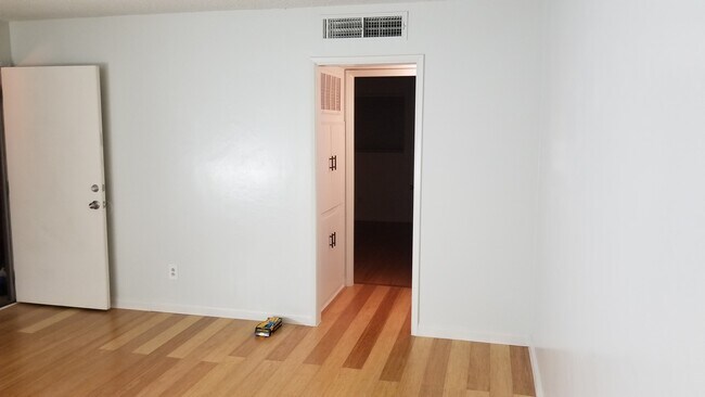 Foto del edificio - 3937 Soranno Ave