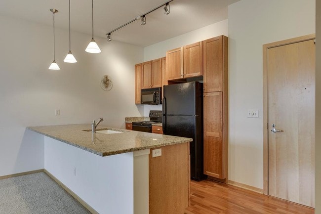 Foto del edificio - 4525 Park Commons Dr