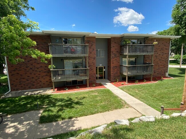Foto del edificio - Crestaire Apartments
