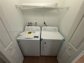 Building Photo - 7978 SW 166th Pl