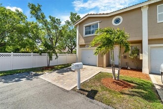 Building Photo - 11633 NW 23rd Ct