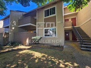 Building Photo - 168 Damsen Dr