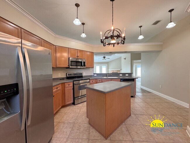 Foto del edificio - Beautiful Home in a gated community in Mar...
