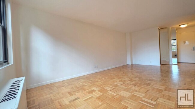 Foto del edificio - Midtown East One-Bedroom with Open Views