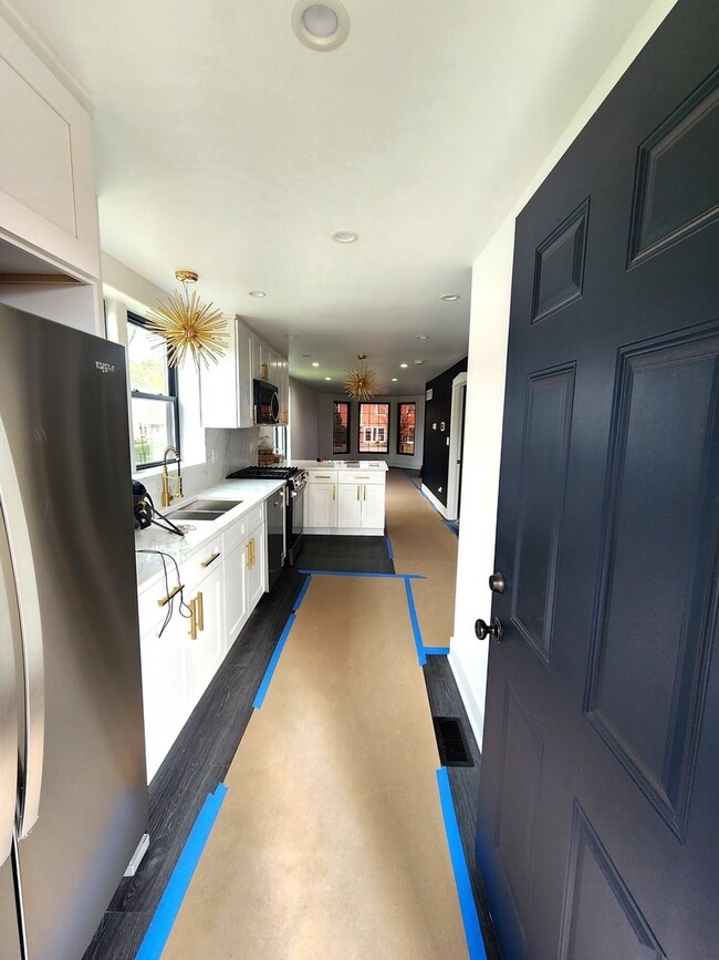 Foto del edificio - 243 W Swann St