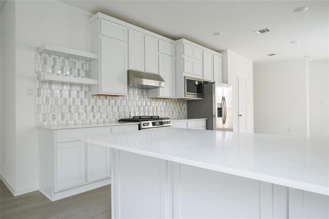 Foto del edificio - 6415 Orchid Bch Dr