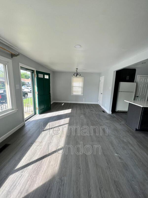 124 Graham Rd, Florissant, MO 63031 House Rental in Florissant, MO