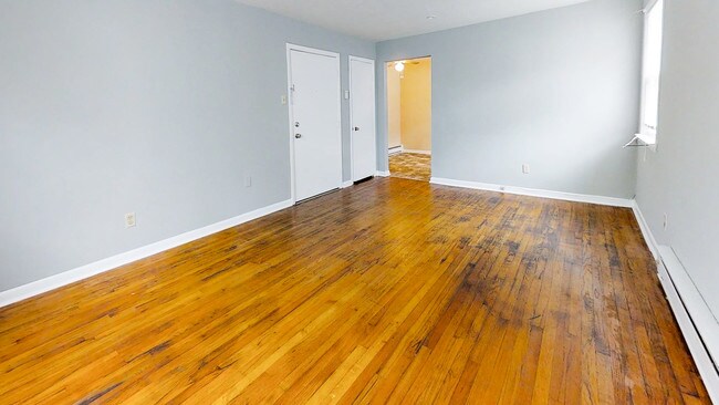 Building Photo - 115 Laclede Ave