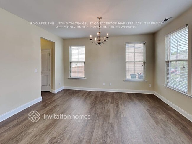 Foto del edificio - 143 Davelyn Ct