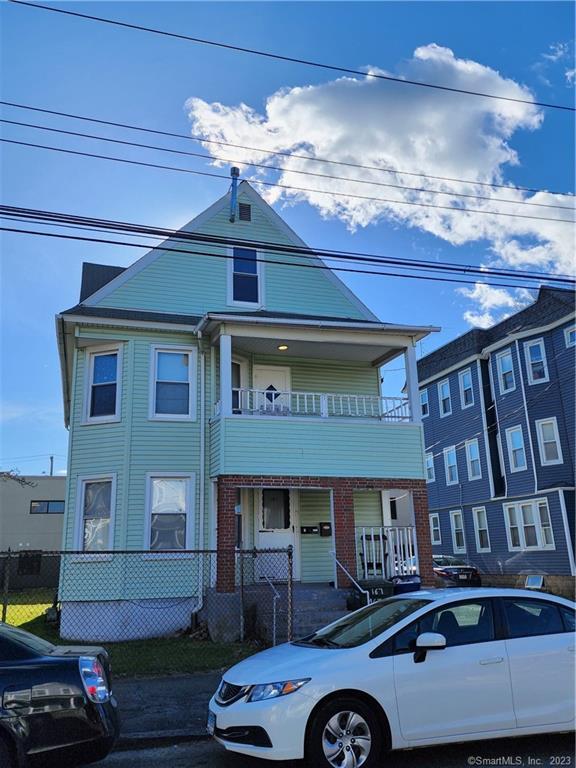 167 Wilson St Unit 3rd, Bridgeport, CT 06605 Room for Rent in