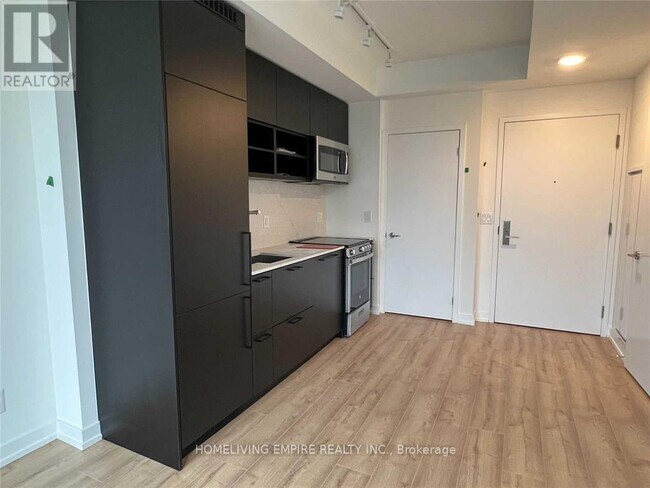 Photo du bâtiment - 135 E Liberty St