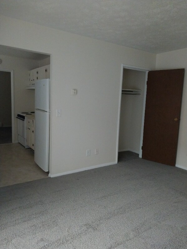 Foto del edificio - 6273 Cheviot Rd