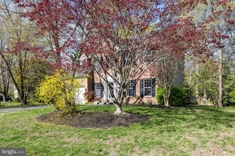 Building Photo - 412 Cross Creek Ct