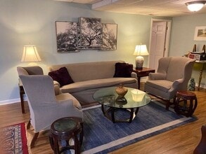 Building Photo - 28 S Riversong Ln