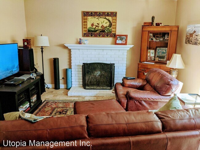 Building Photo - 3 br, 2 bath House - 70 Pathelen Ave.