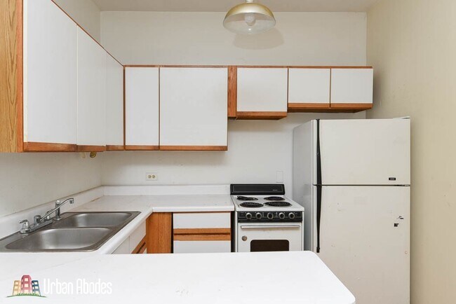 Foto del edificio - 604 W Barry Ave