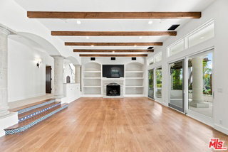Building Photo - 27355 CA-1