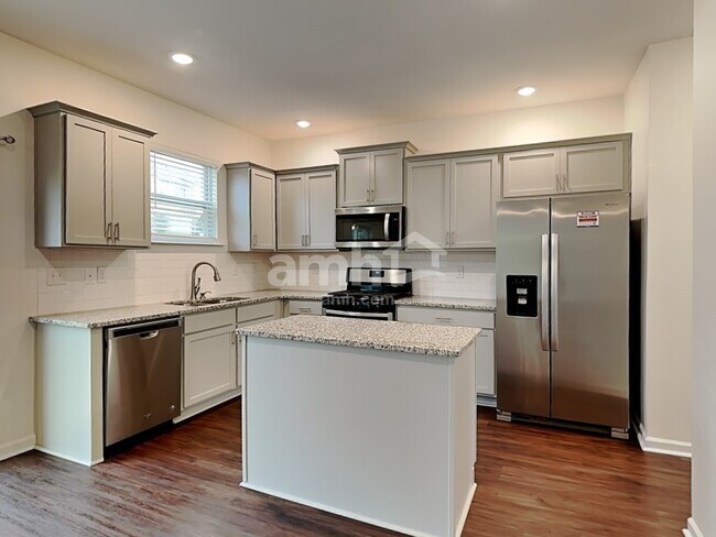 Foto del edificio - 122 Preservation Dr