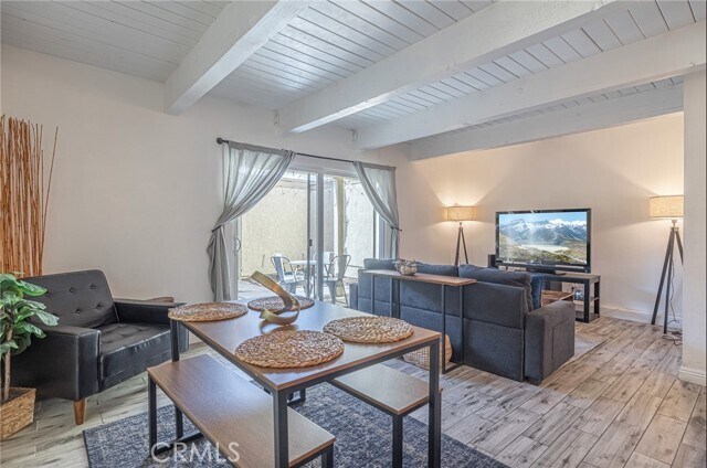 Foto del edificio - 43610 Stanridge Ave